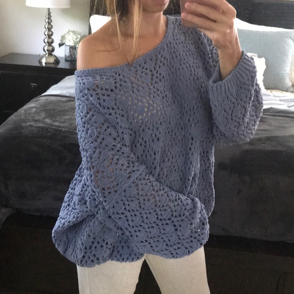 ✨LAST Trellis Dusty Blue soft Chenille Pullover - Picture 3 of 8